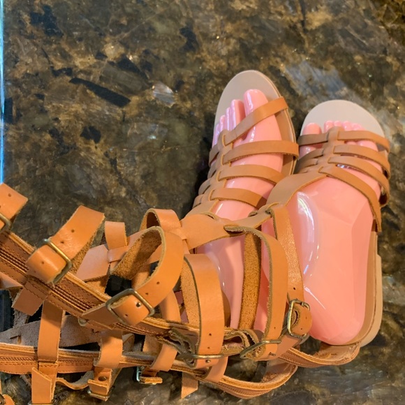 Women’s size 7 Modern Rebel gladiator genuine leather sandals - Picture 5 of 12